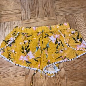 Cloth floral shorts